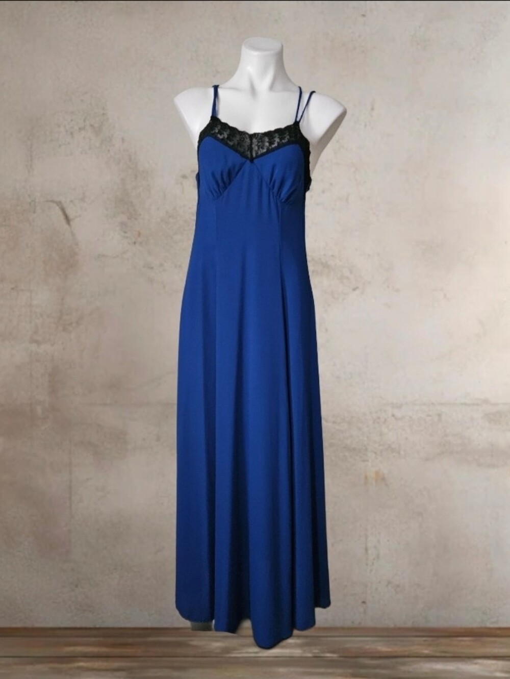 Finn & Clover Maxi Dress Size Small
